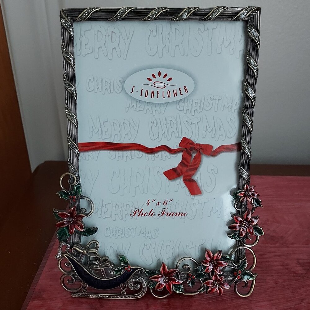 S-Sunflower Designs Metal Silver Tone/Enameled Christmas 4" x 6" Photo Frame